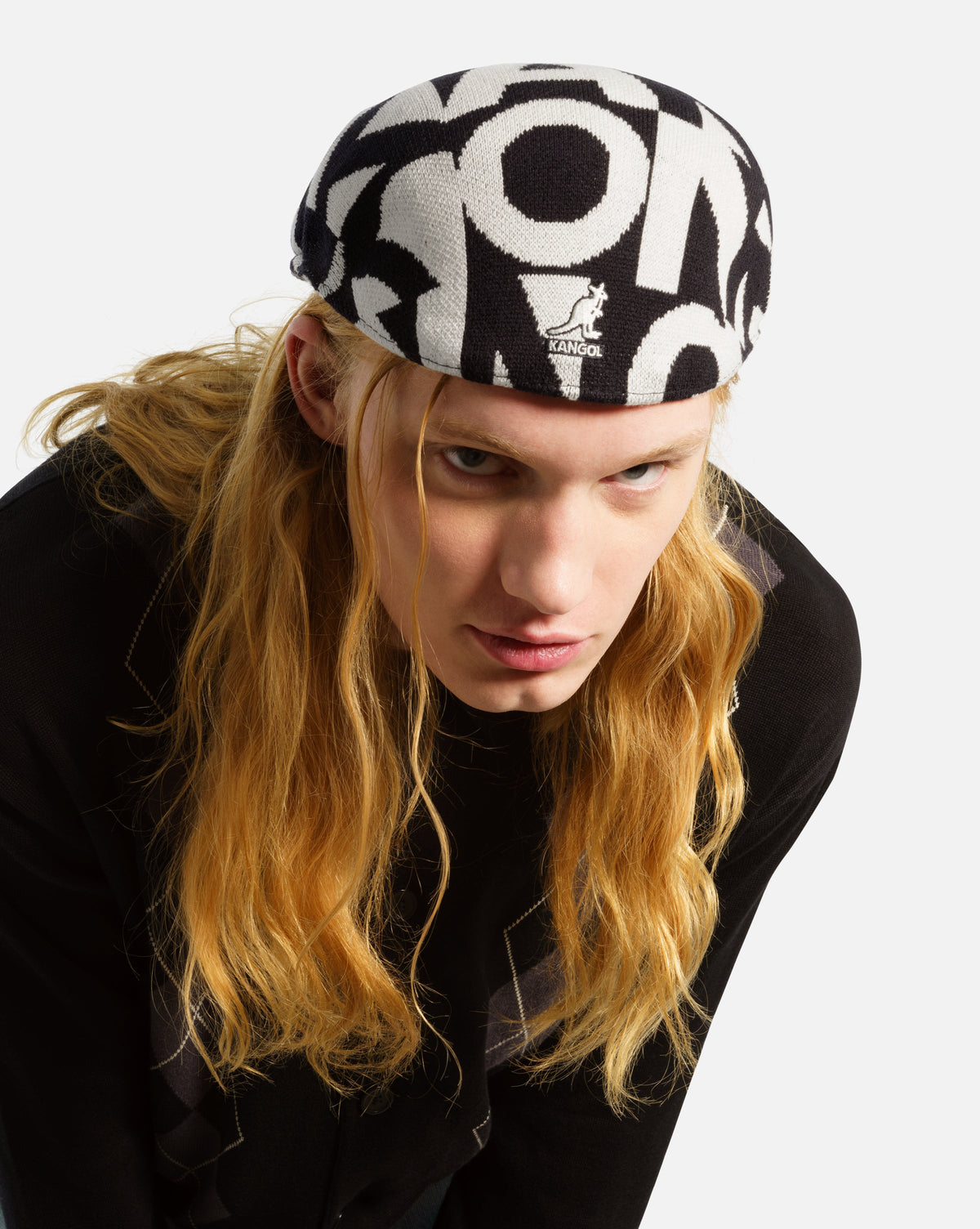 Kangol Superfan 504 patterned flat cap in black, view 3